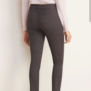 Old Navy High-Waisted Pixie Ankle Pants for Women / Size 6